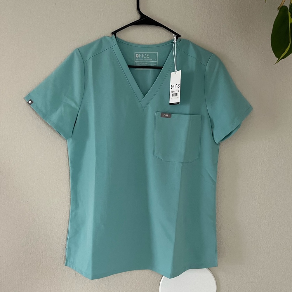 Figs Sea Glass Scrub Top